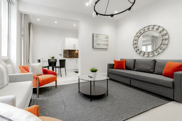 2 bedroom apartment Lower Ground