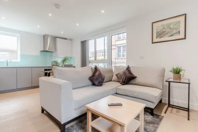 Aldgate East by Excel Apartments