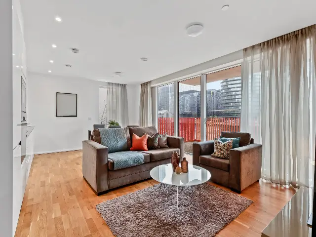2 bedroom apartment  · 1 bath