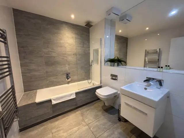Aldgate by Excel Apartments