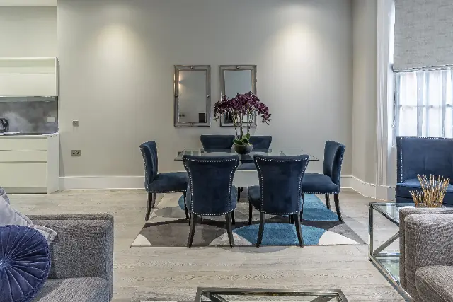 2 bedroom apartment  · 2 bath