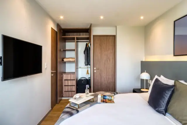 Platinum Apartment