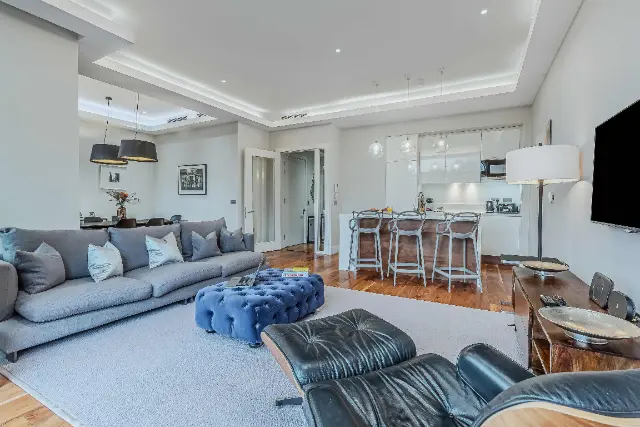 2 bedroom apartment penthouse