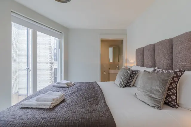 2 bedroom apartment