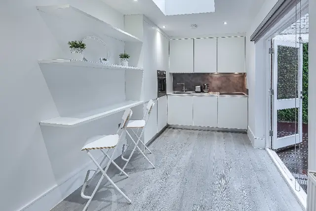 2 bedroom apartment