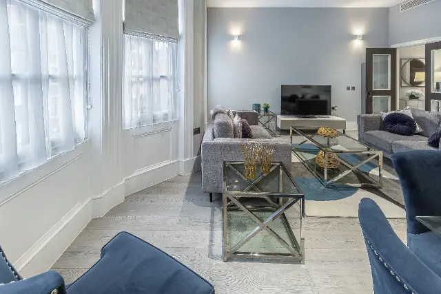2 bedroom apartment  · 2 bath