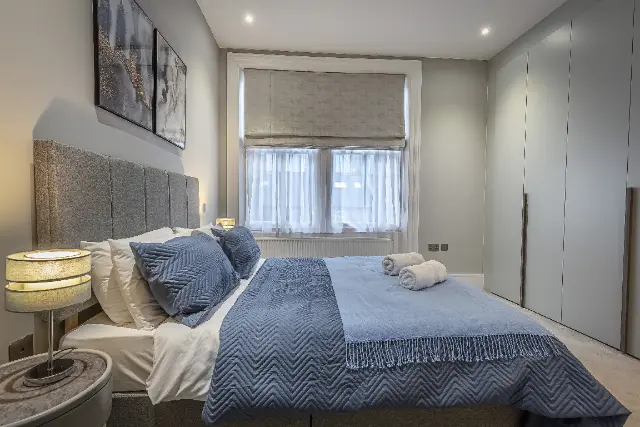 2 bedroom apartment  · 2 bath