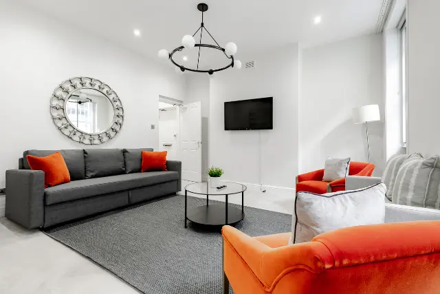 2 bedroom apartment Lower Ground