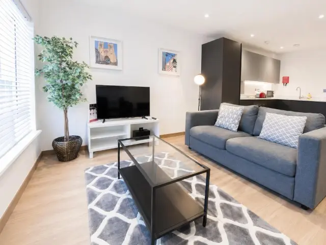 Harvest Lane - Thames Ditton