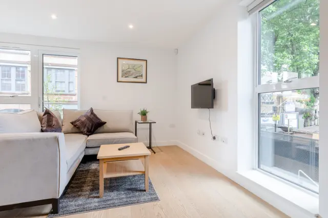 Aldgate East by Excel Apartments