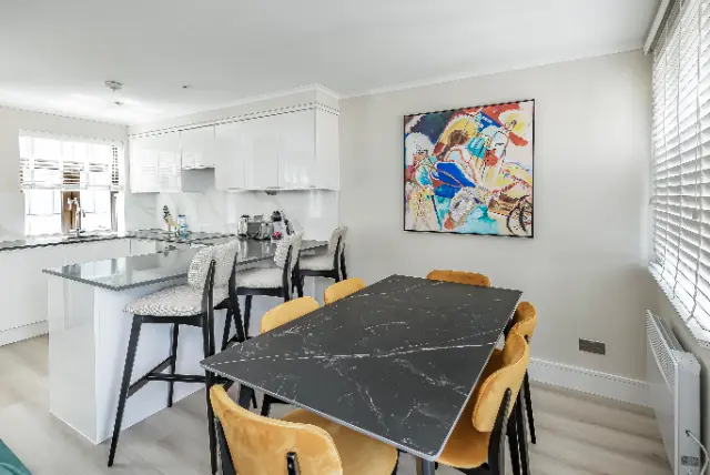 2 bedroom apartment