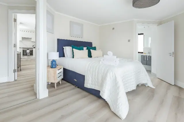 2 bedroom apartment