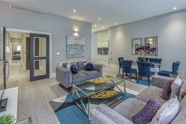 2 bedroom apartment  · 2 bath
