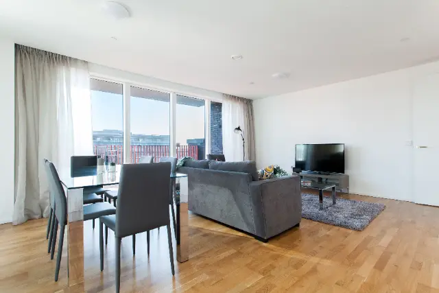 2 bedroom apartment