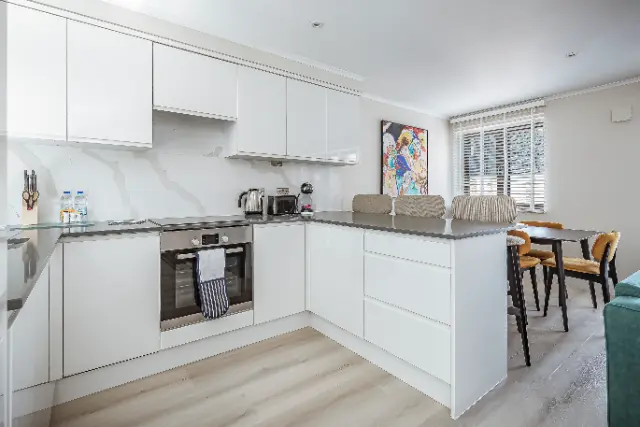 2 bedroom apartment