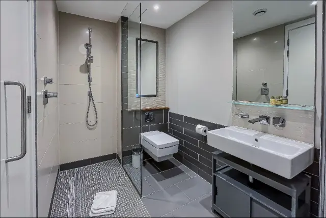 2 bedroom apartment
